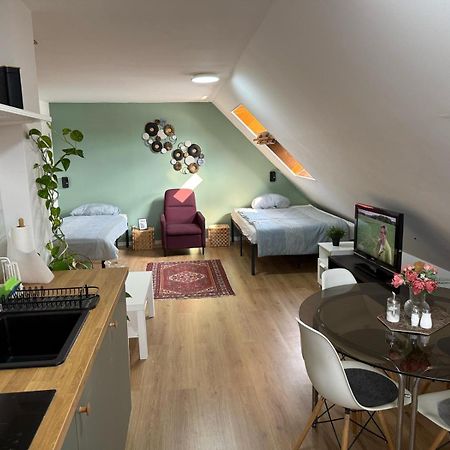 Moderne Wohnung In Ruhiger Lage Κρέφελντ Εξωτερικό φωτογραφία