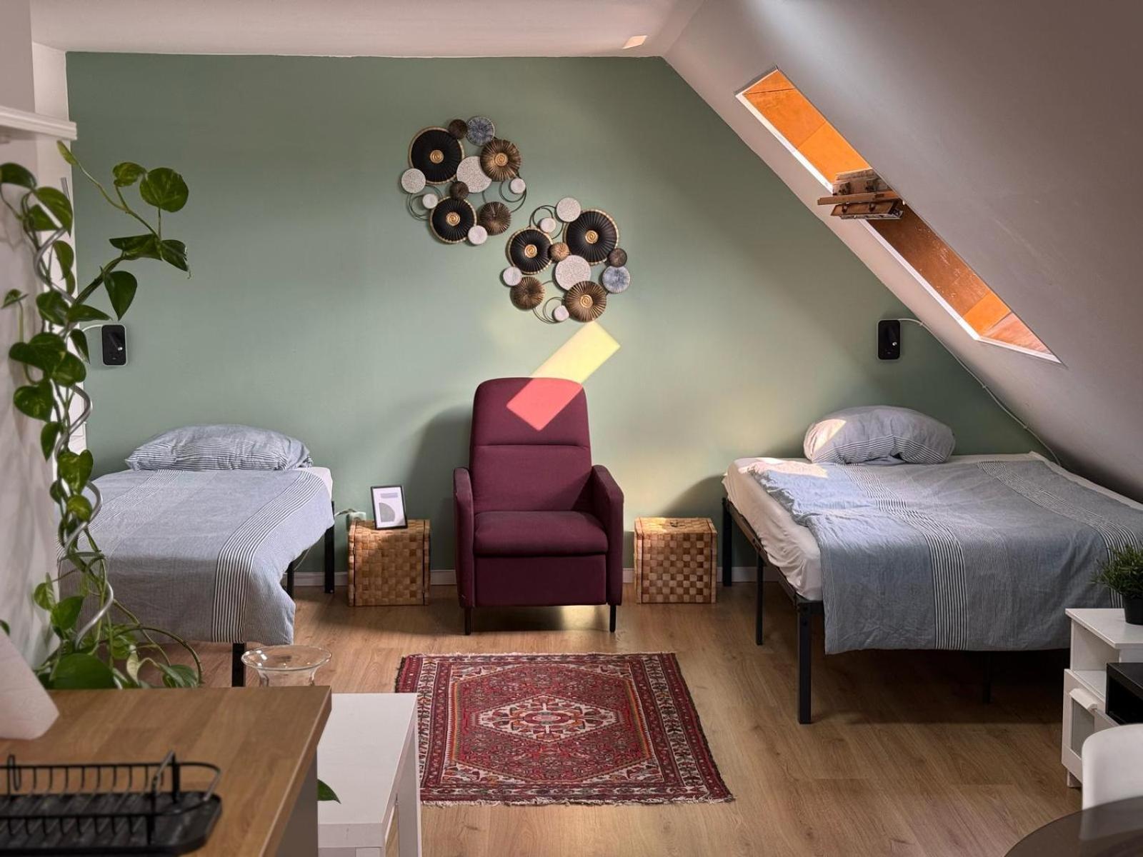 Moderne Wohnung In Ruhiger Lage Κρέφελντ Εξωτερικό φωτογραφία